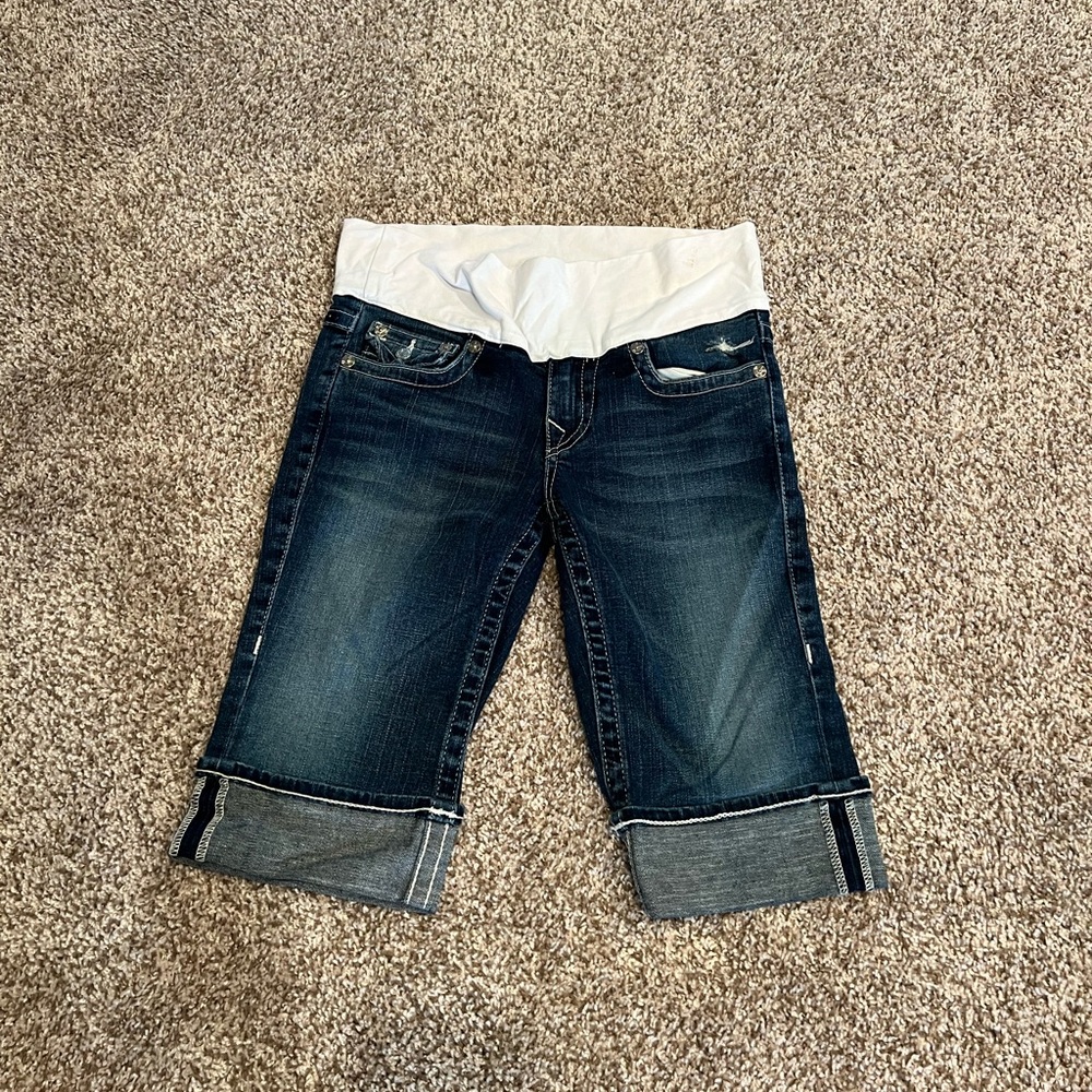 True Religion Maternity Long Jean Shorts, size 28